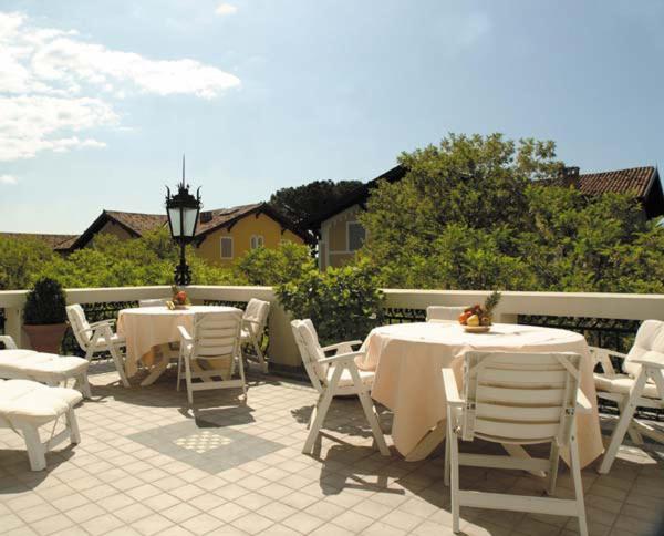Hotel Villa Erica Grado Exterior photo